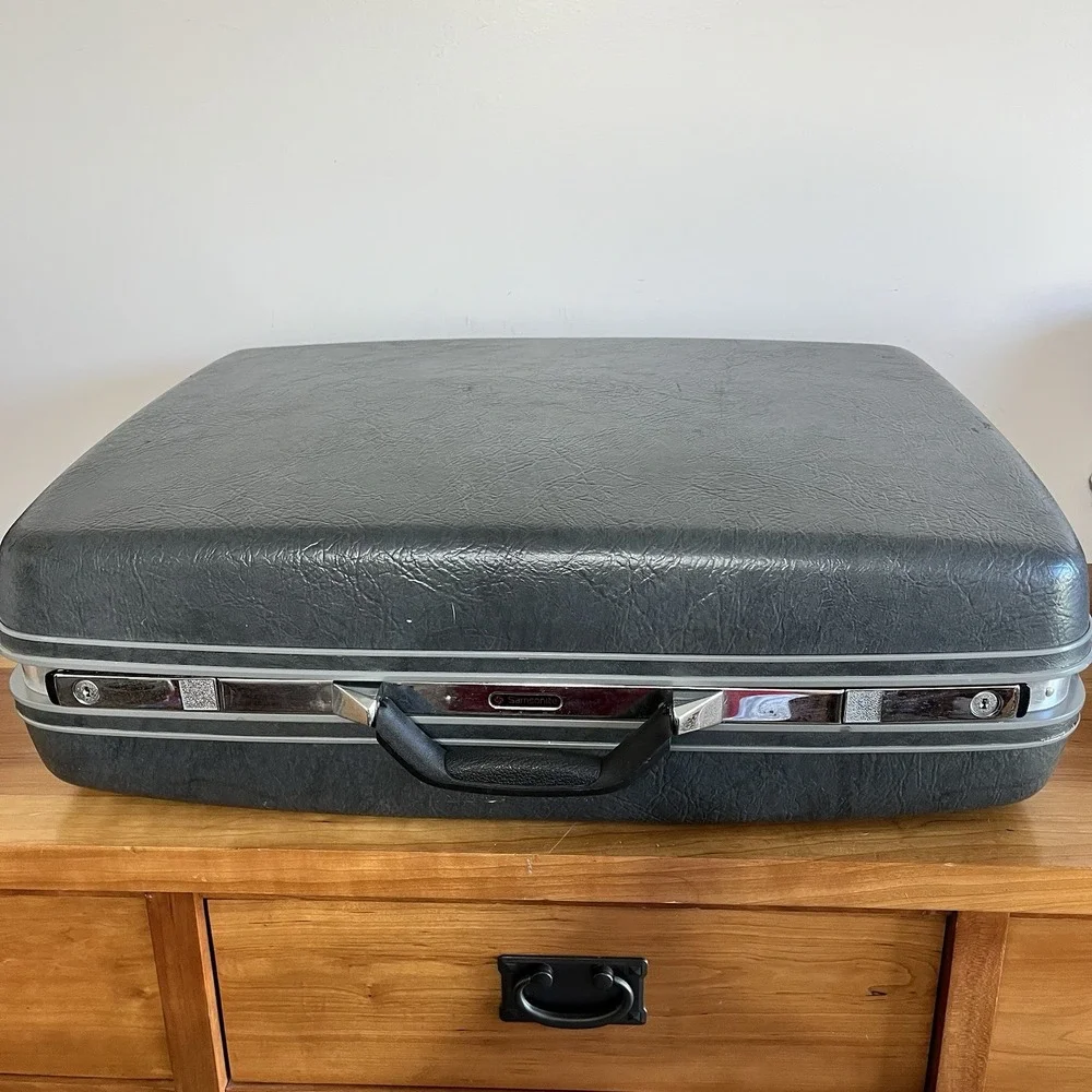 Vintage Samsonite Profile II‎ Gray Hard Case Suitcase Luggage 24 x 18 x 8.5